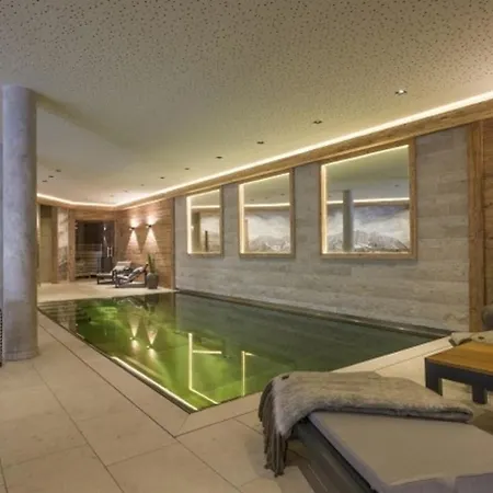 Chalet With Pool And Sauna Apartment *
